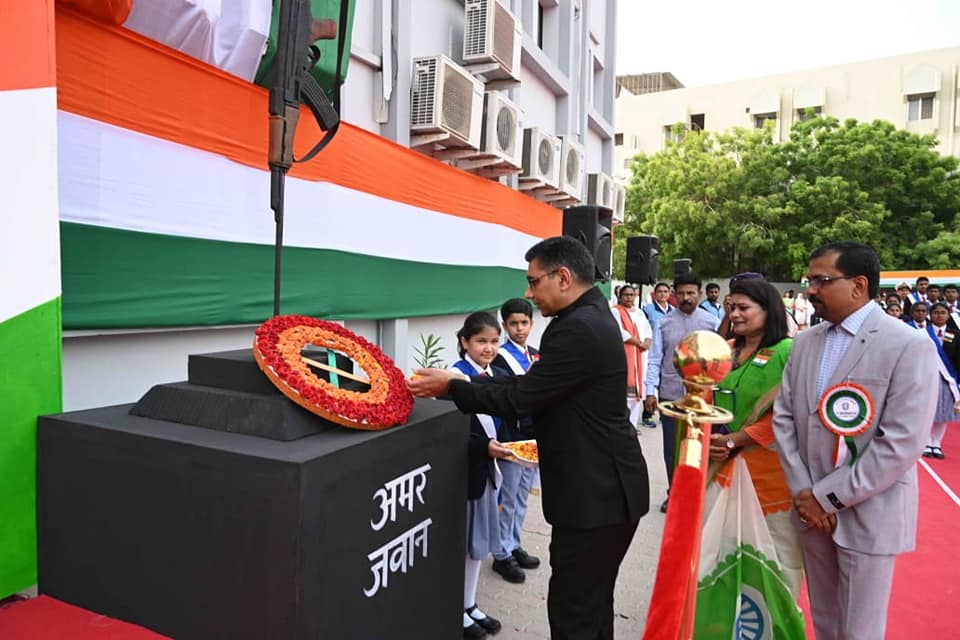 Ambassador Munu Mahawar attended the 73rd Independence Day celebrations at Indian School Darsait as Chief Guest.-
