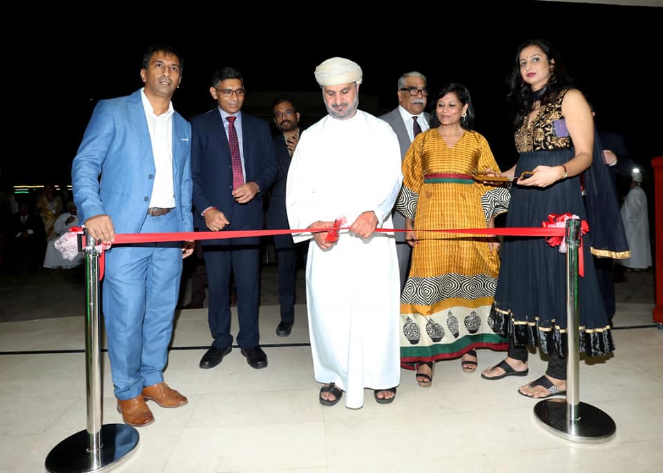  Gratitude through Art and Color! Embassy of India in association with Rangrez Group of Indian Social Club, Oman organized an Art Exhibition to commemorate India - Oman relations on the occasion of 49th National Day of Oman.