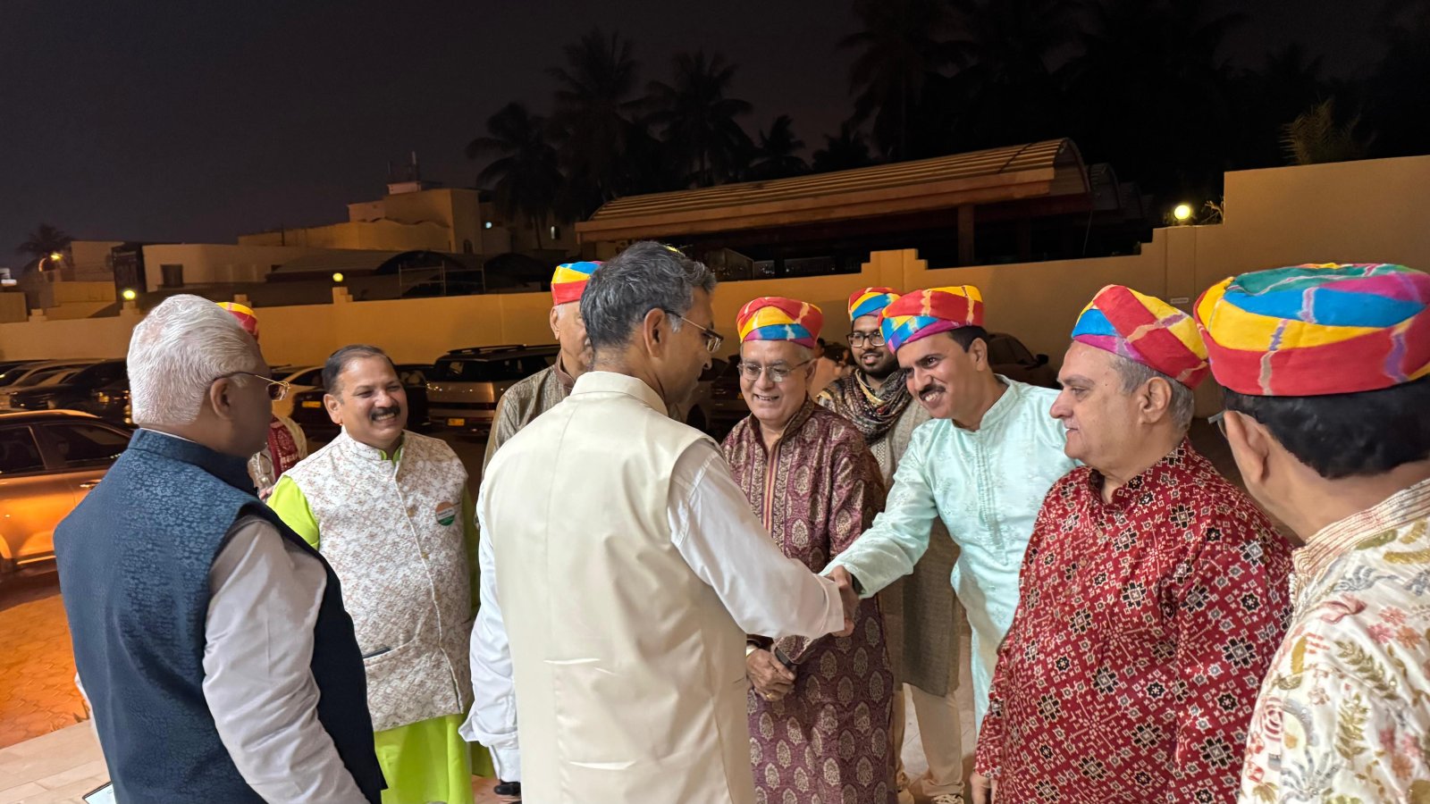 Ambassador Prashant Pise joined the Navratri celebrations organised by Indian Social Club, Salalah