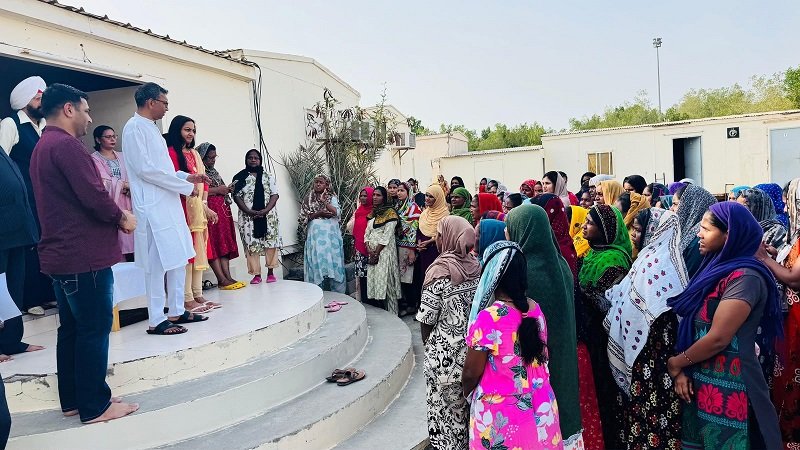 Amb Prashant Pise met female domestic service workers