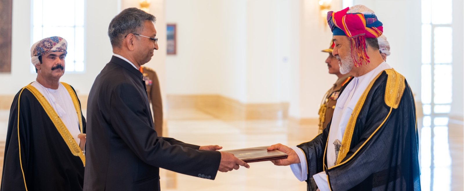 Ambassador Prashant Pise presents his credentials to His Majesty Sultan Haitham bin Tarik, the Sultan of Oman, at Al Husn Palace, Salalah on 10 September, 2026.