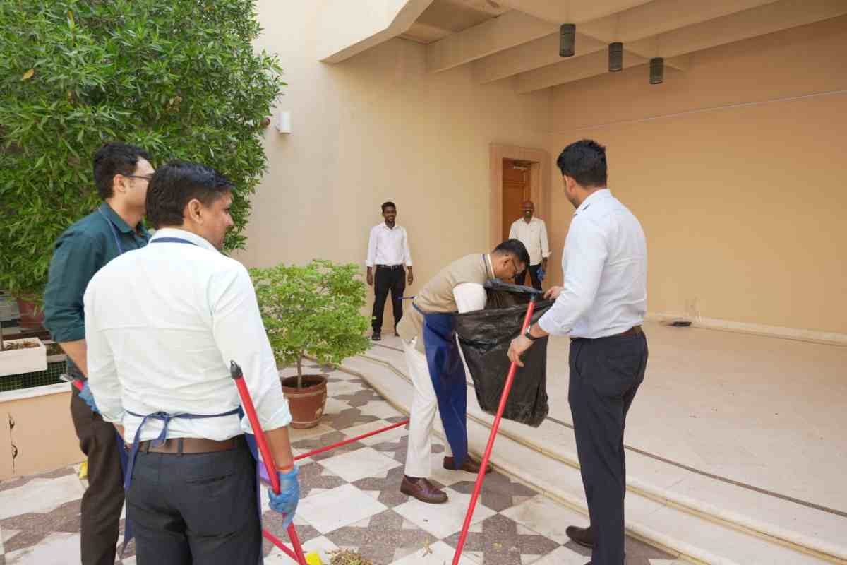 Embody the spirit of 'Swachhata Hi Seva' and remind us that cleanliness is a collective responsibility.